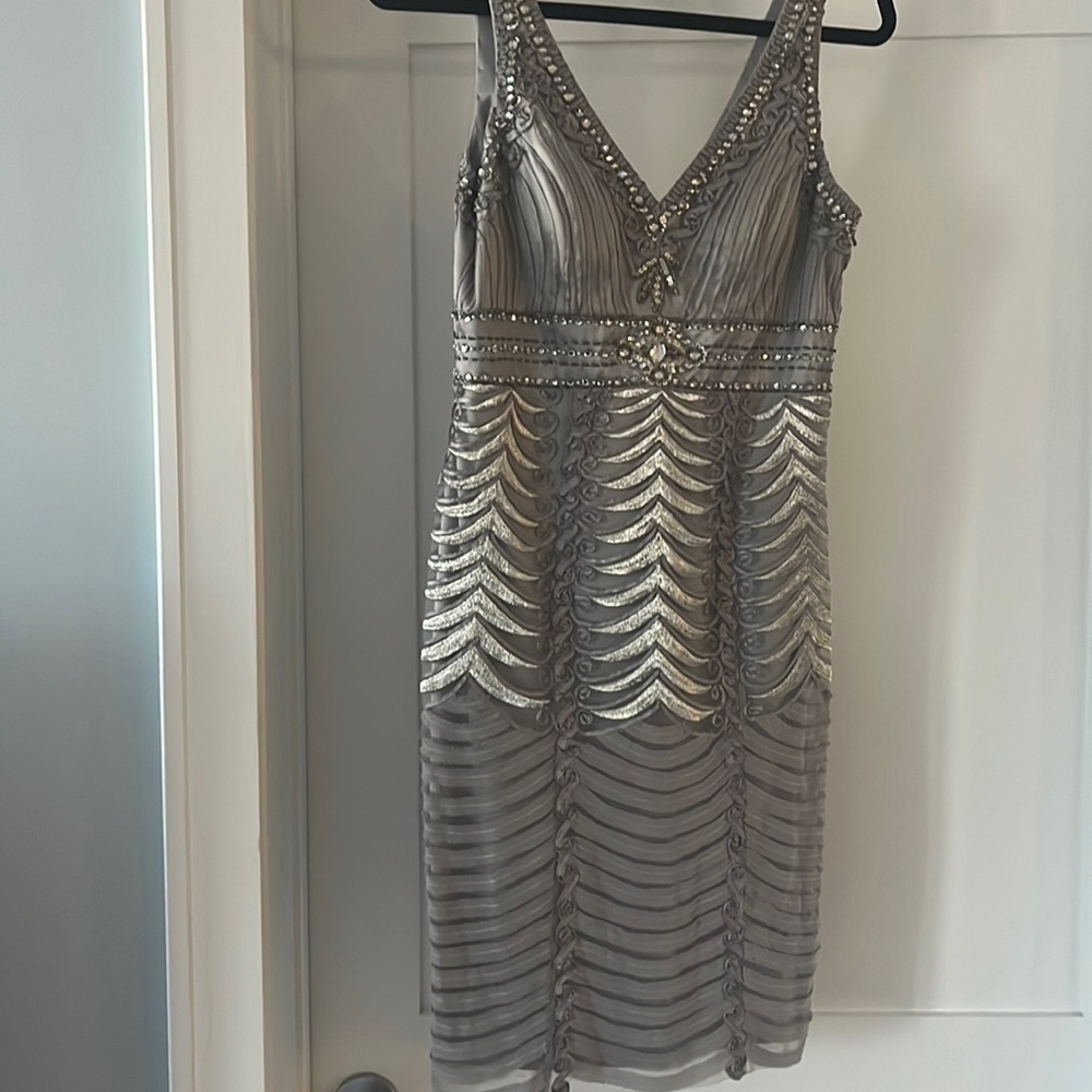 SUE WONG NOCTURNE silver beaded formal cocktail dress size 6 - Picture 2 of 9